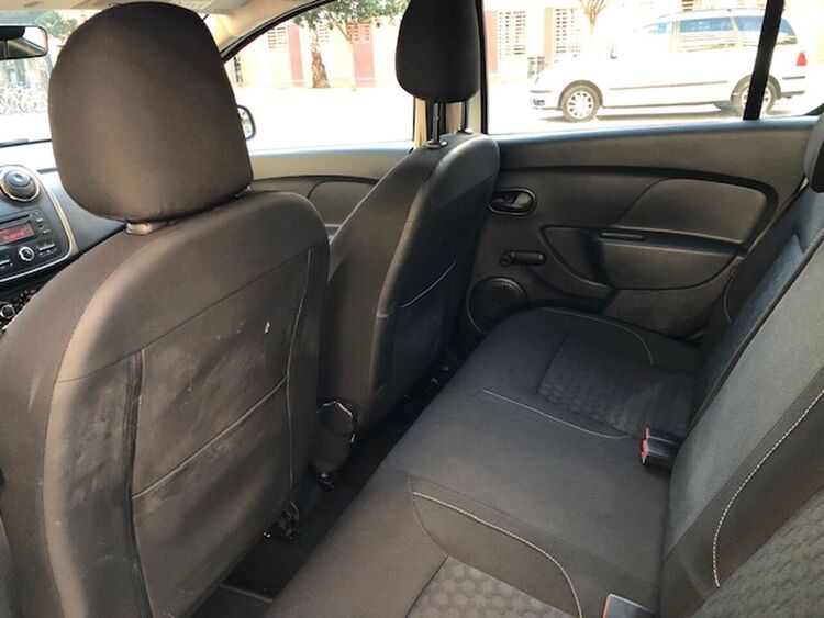 Dacia Sandero Laureate foto 12